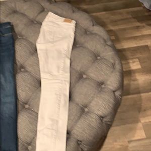 White Abercrombie size 12 jeans